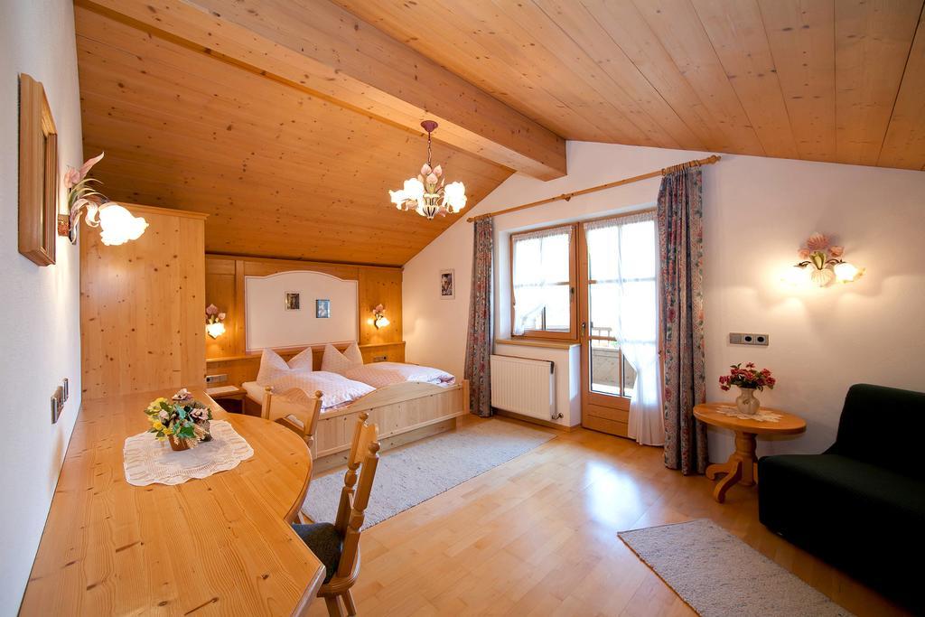 Hauser'S Ferienhof Hart im Zillertal Δωμάτιο φωτογραφία